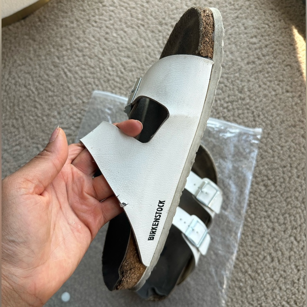 Birkenstock Arizona Birko-Flor - White WORN CONDITION - Picture 4 of 5